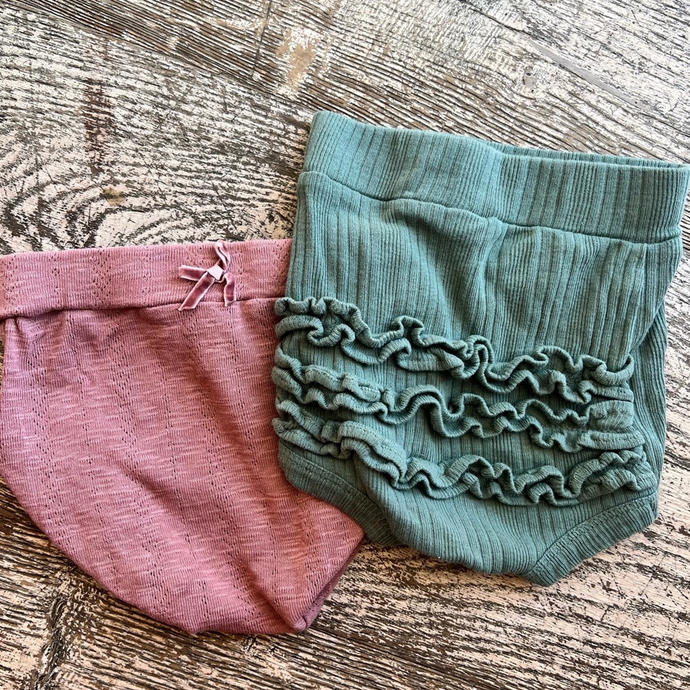 Set of 2 Kate Quinn bloomers, pink and green EUC
